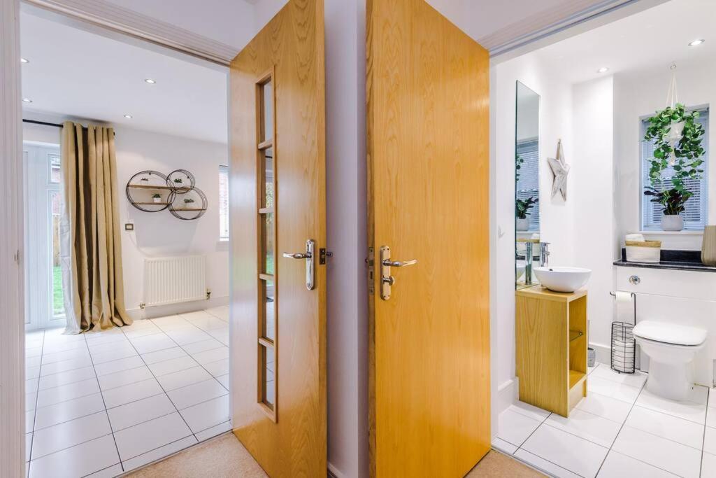Luxurious Cosy 4Br Home Cheshire Saughall Ngoại thất bức ảnh