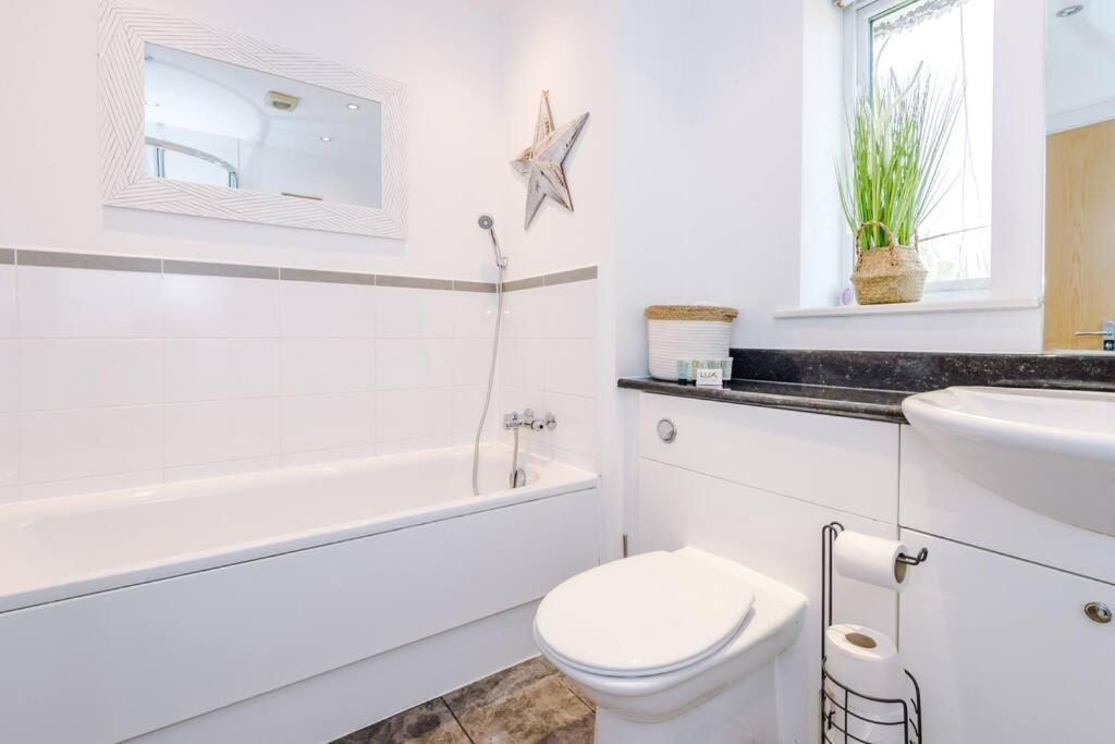 Luxurious Cosy 4Br Home Cheshire Saughall Ngoại thất bức ảnh